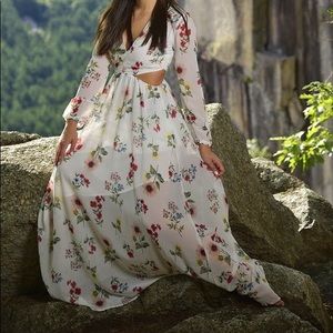 White & Floral Maxi Dress *New Condition*